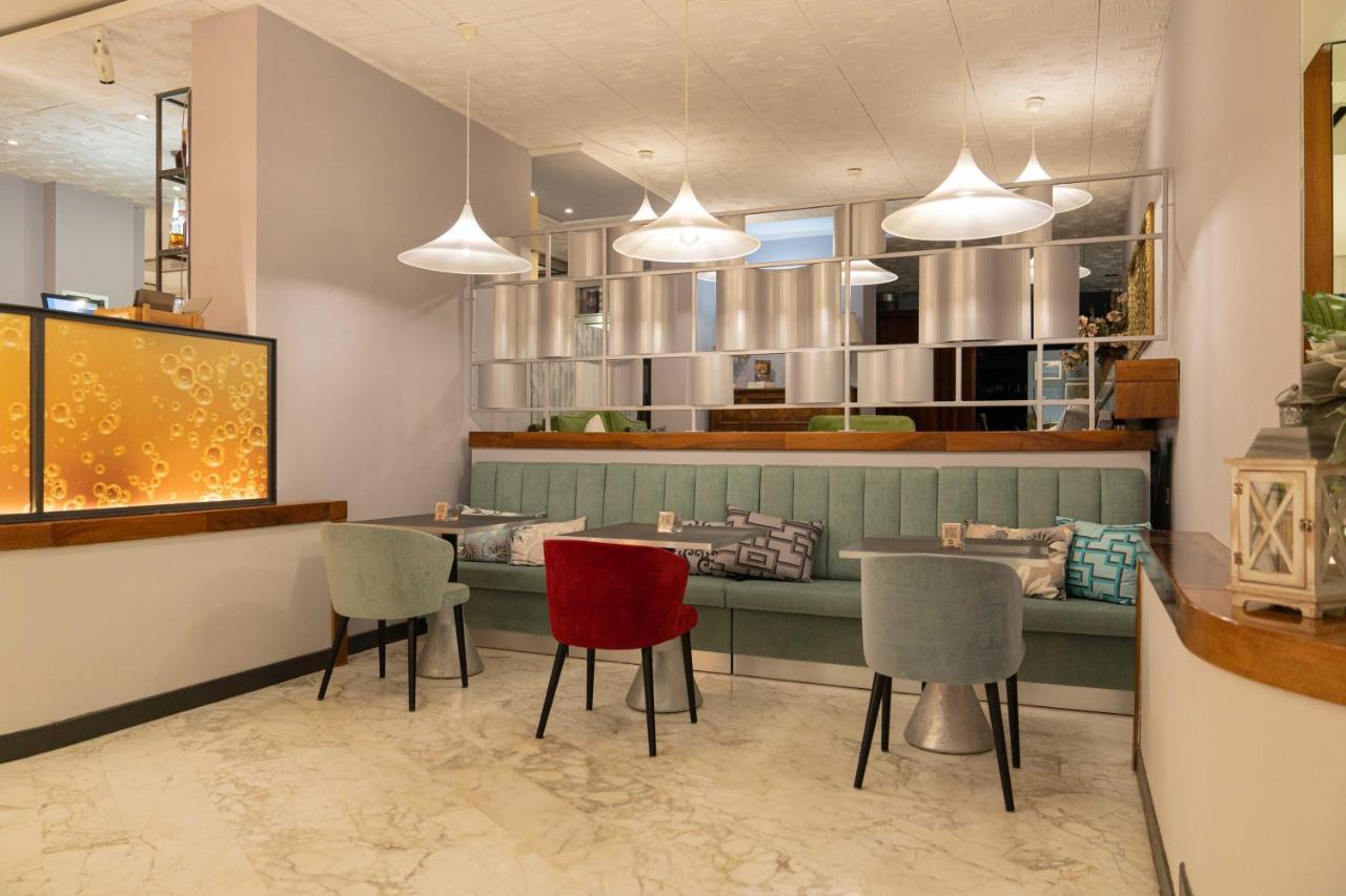 Hotel Ambrosiano มอนเตกาตินี แตร์เม ภายนอก รูปภาพ