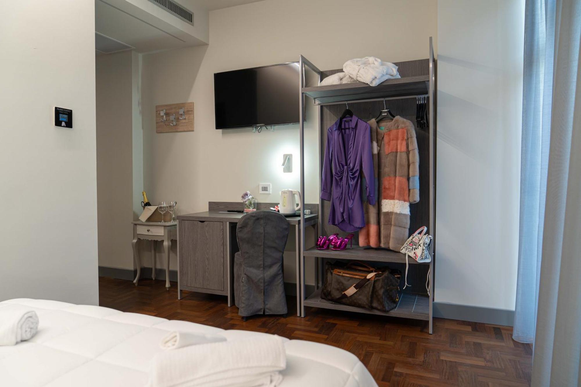 Hotel Ambrosiano มอนเตกาตินี แตร์เม ภายนอก รูปภาพ